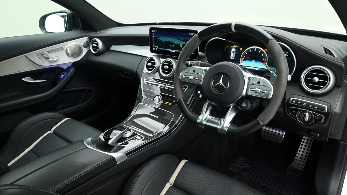 Mercedes-Benz C Class Image 3