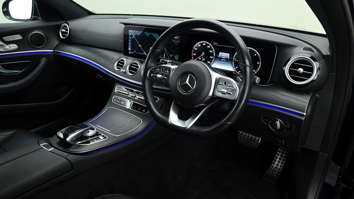 Mercedes-Benz E Class Image 2