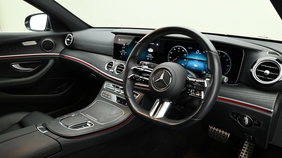 Mercedes-Benz E Class Image 3