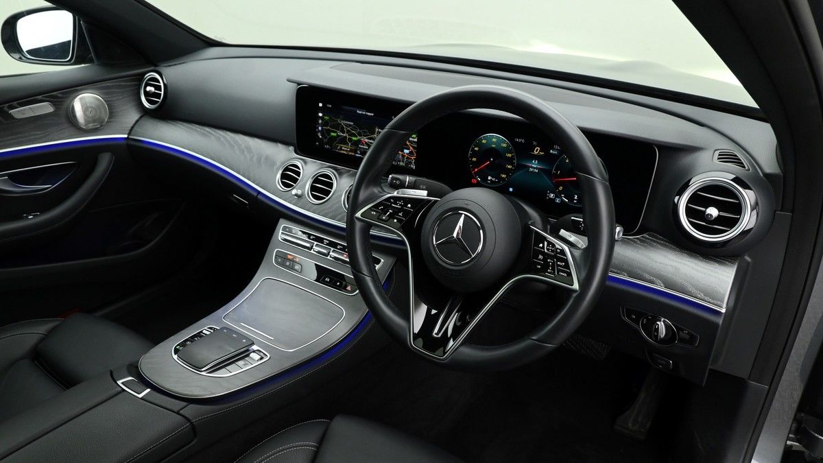 Mercedes-Benz E Class Image 3