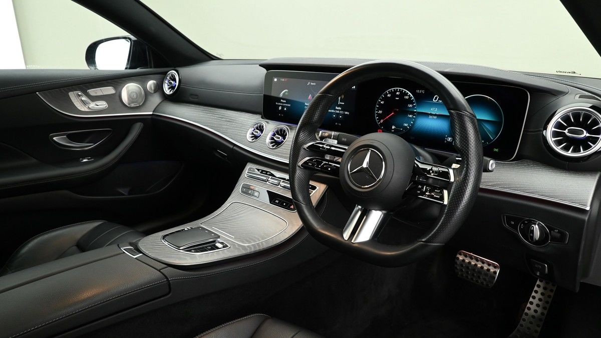 Mercedes-Benz E Class Image 3