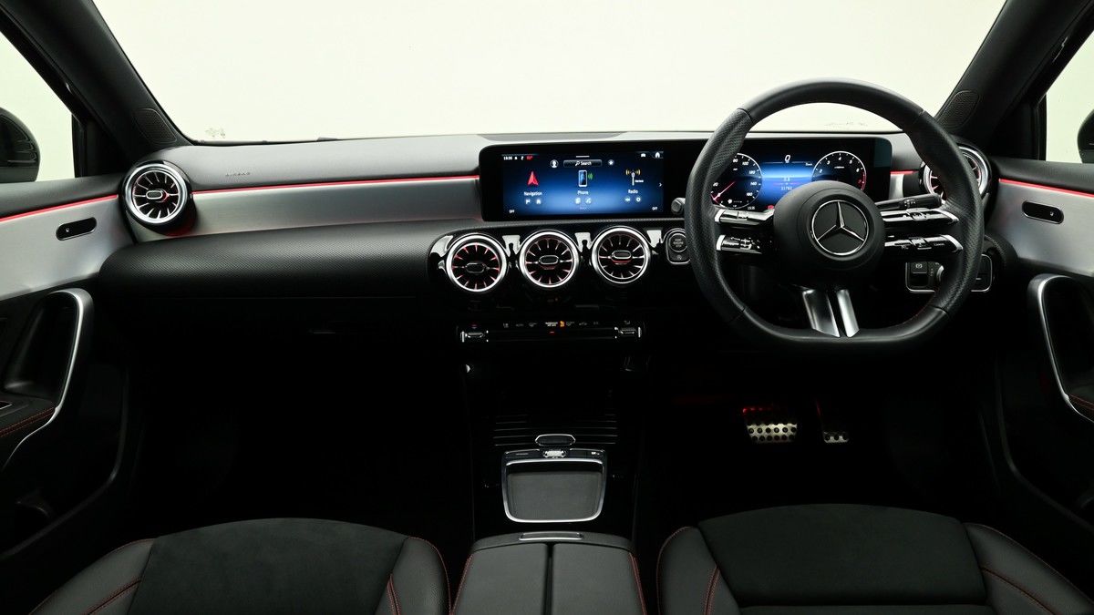 Mercedes-Benz A Class Image 14