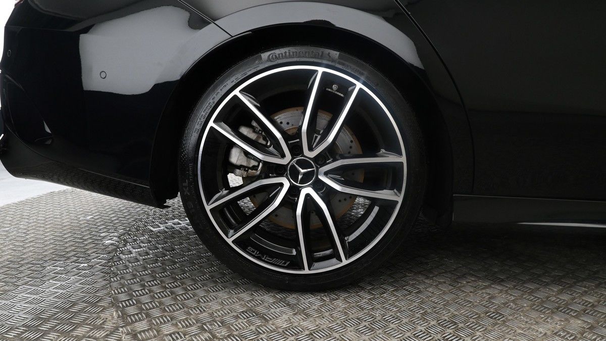 Mercedes-Benz CLA Image 8