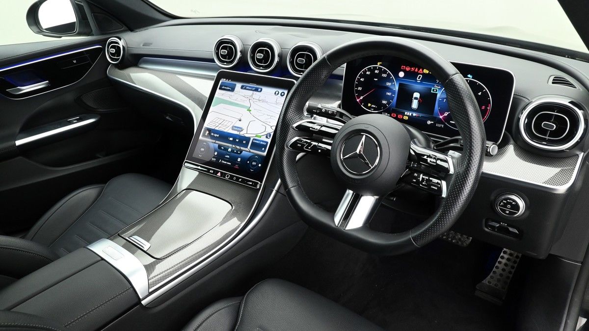 Mercedes-Benz C Class Image 2