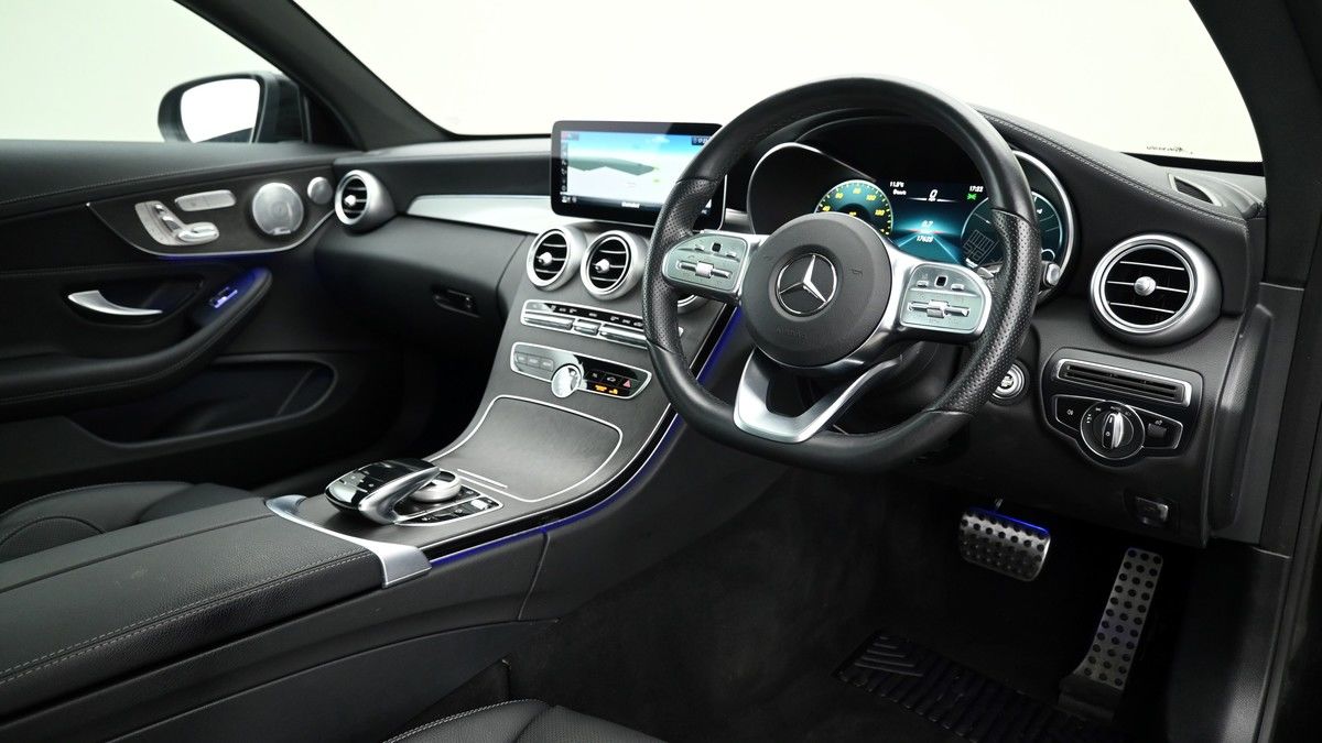 Mercedes-Benz C Class Image 3