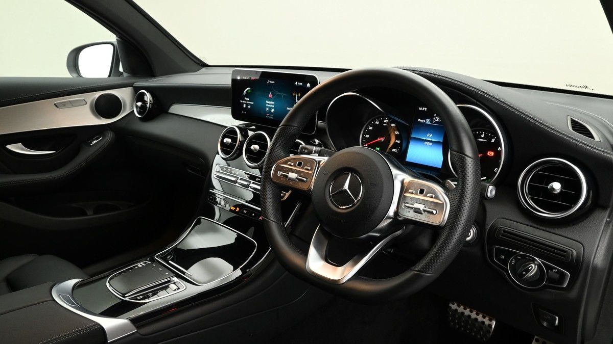 Mercedes-Benz GLC Image 3