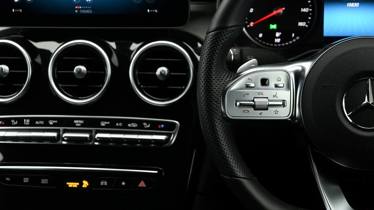 Mercedes-Benz GLC Image 15