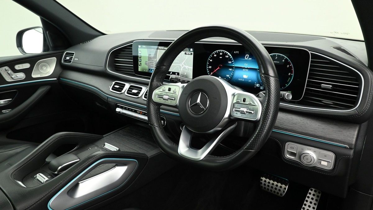 Mercedes-Benz GLE Image 3