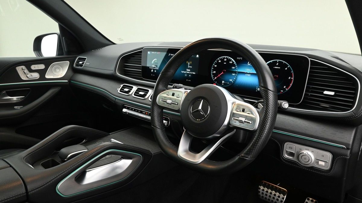 Mercedes-Benz GLE Image 3