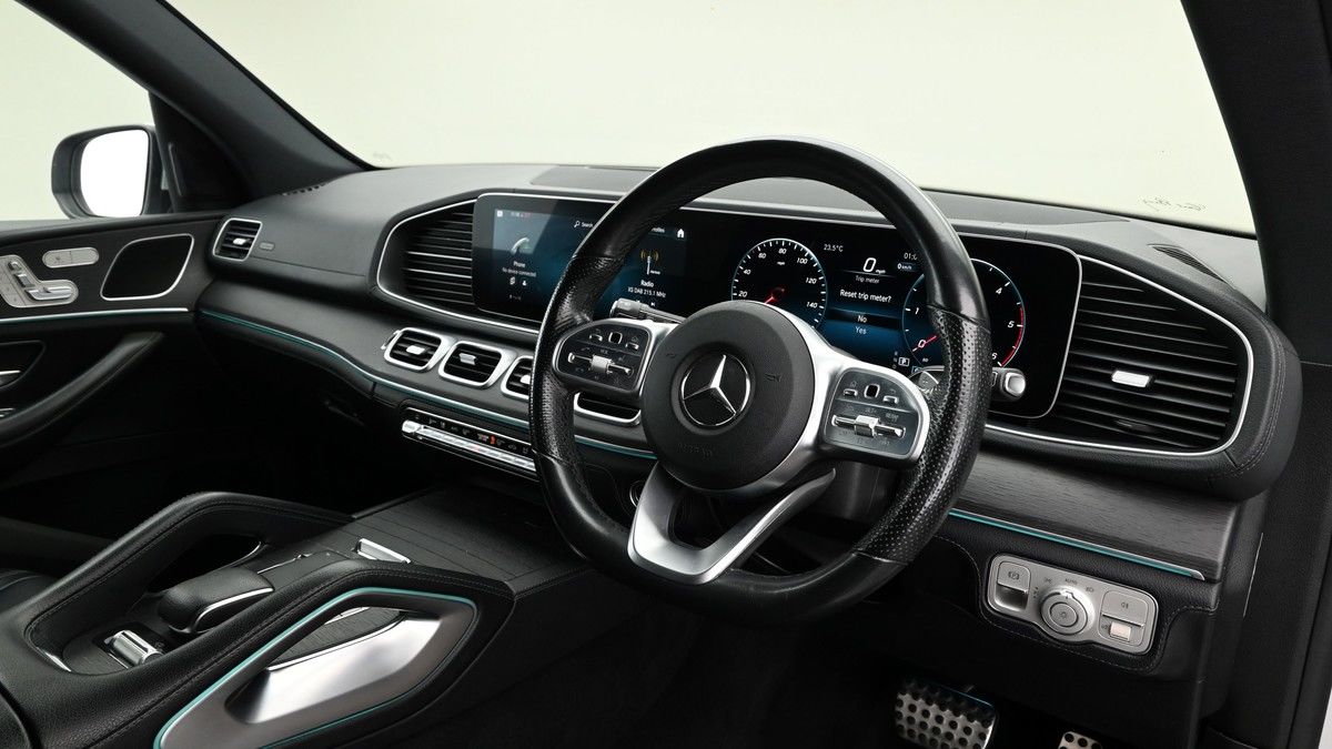 Mercedes-Benz GLE Image 3