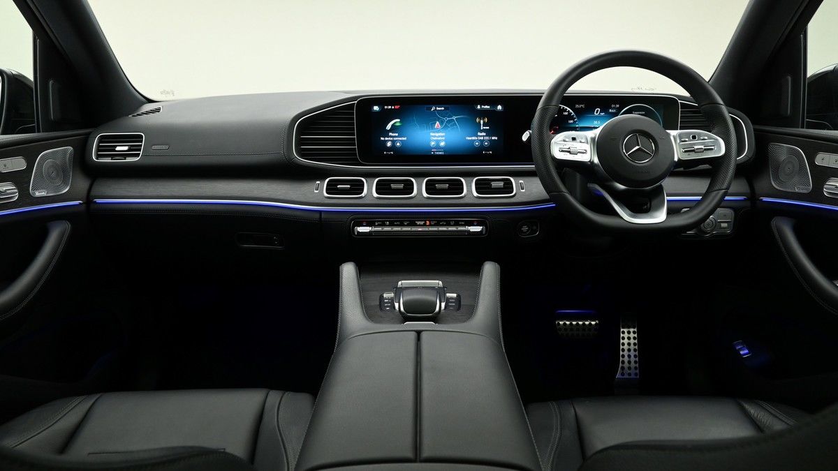 Mercedes-Benz GLE Class Image 14