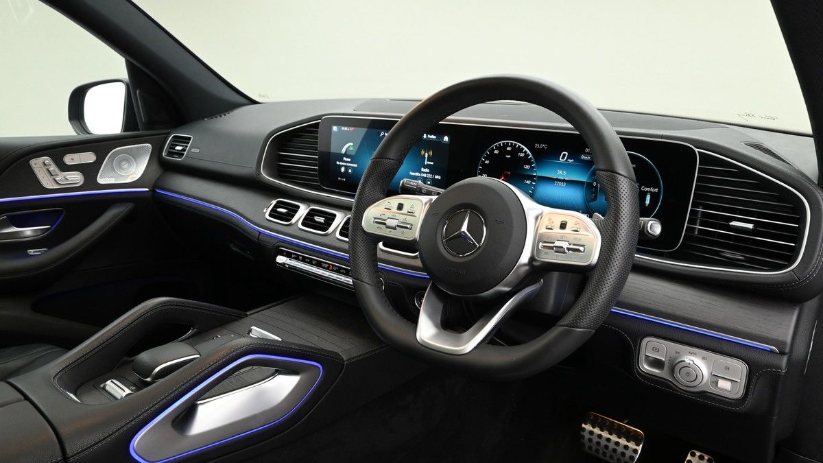 Mercedes-Benz GLE Class Image 3