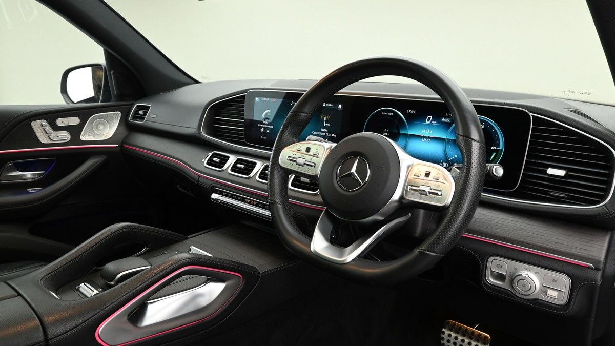 Mercedes-Benz GLE Image 3