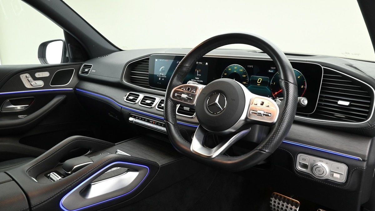 Mercedes-Benz GLE Image 3