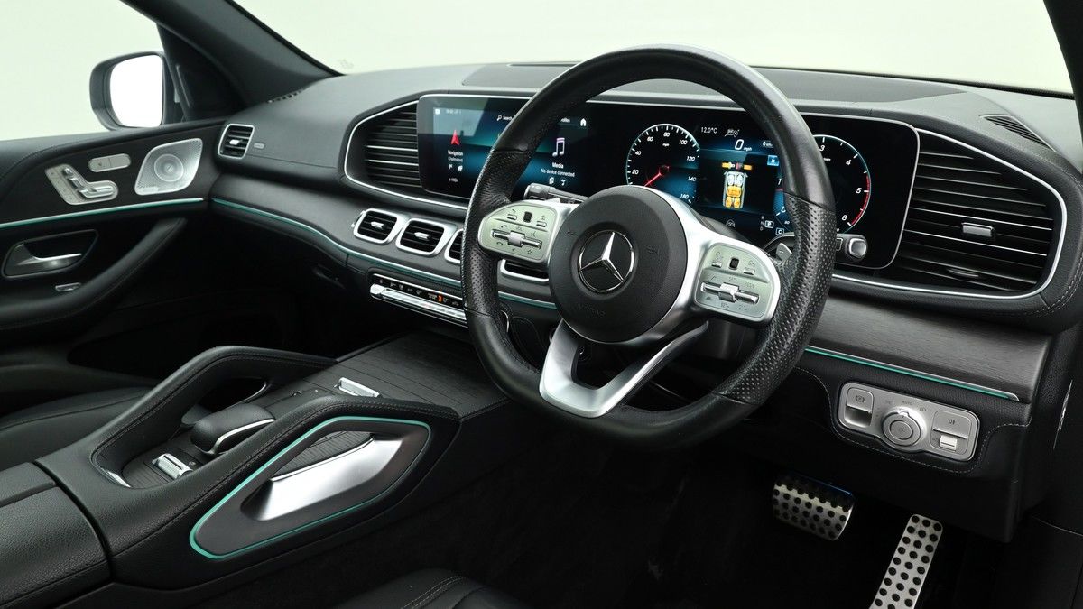 Mercedes-Benz GLE Image 3