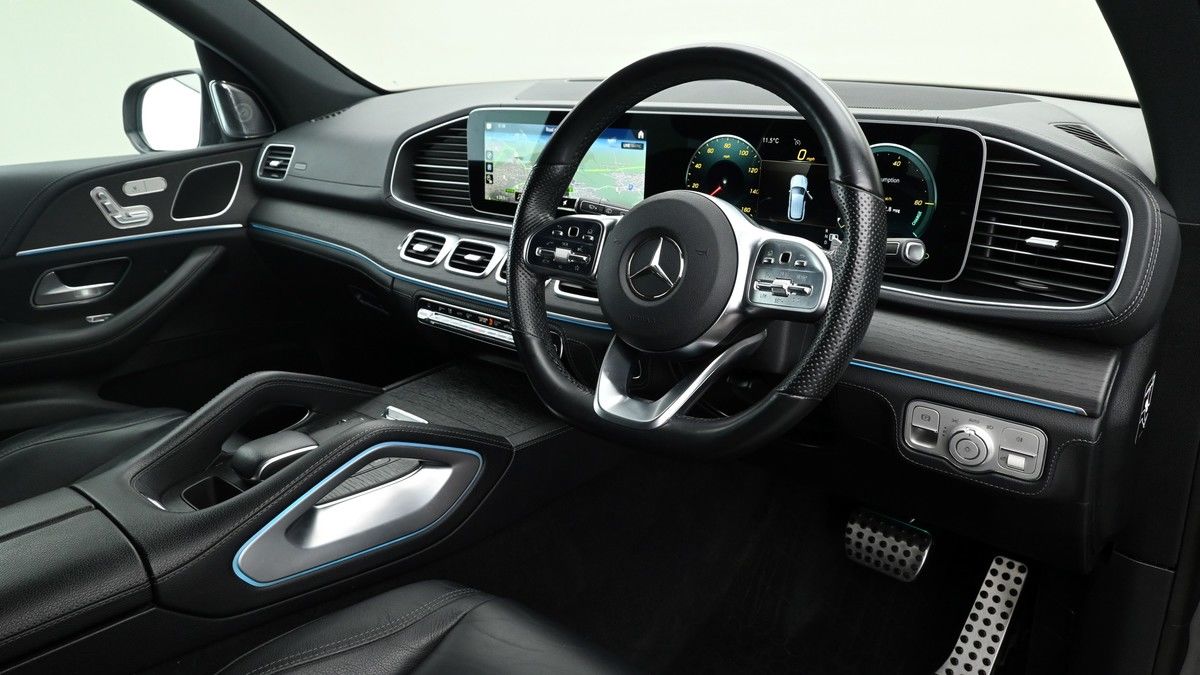 Mercedes-Benz GLE Image 3