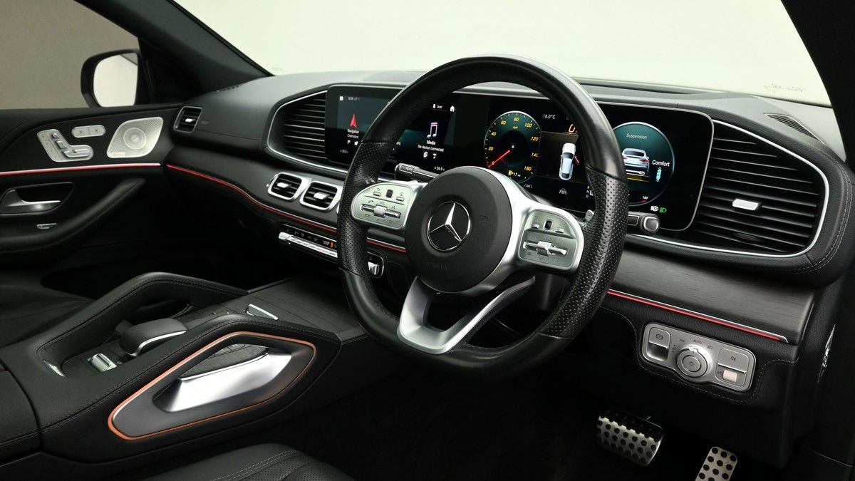 Mercedes-Benz GLE Image 3