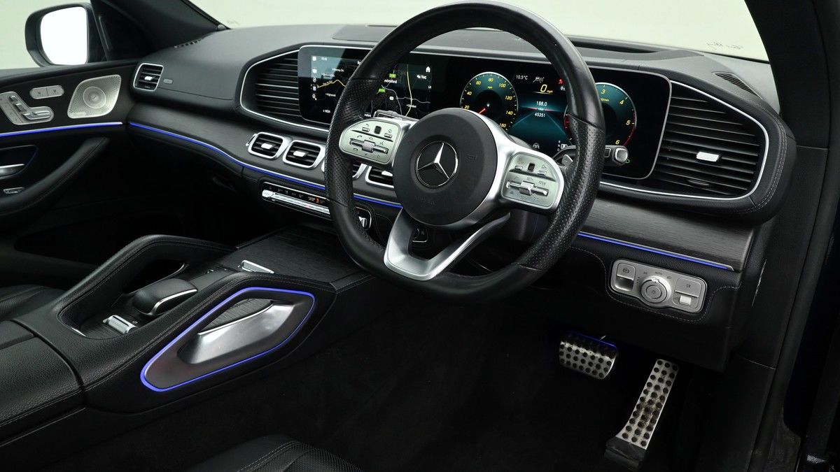 Mercedes-Benz GLE Image 3