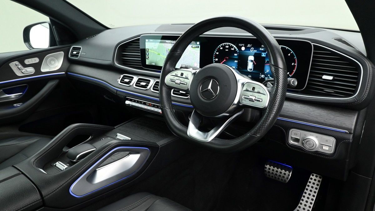 Mercedes-Benz GLE Image 3