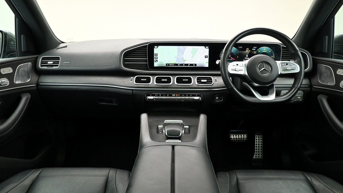 Mercedes-Benz GLS Image 14