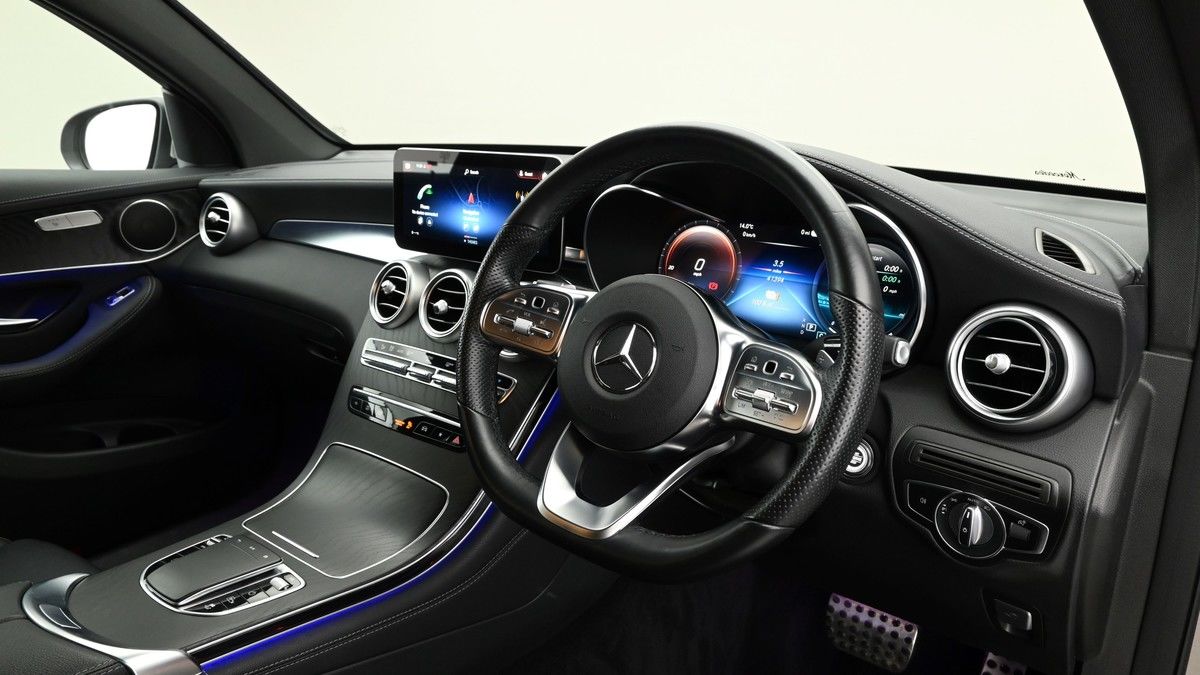 Mercedes-Benz GLC Image 3