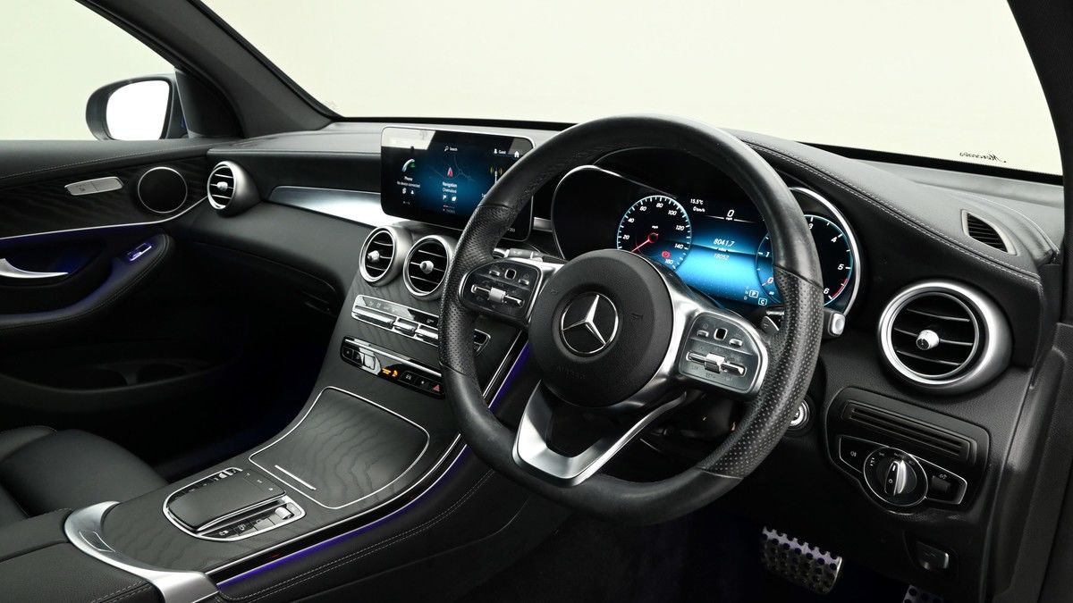 Mercedes-Benz GLC Image 3