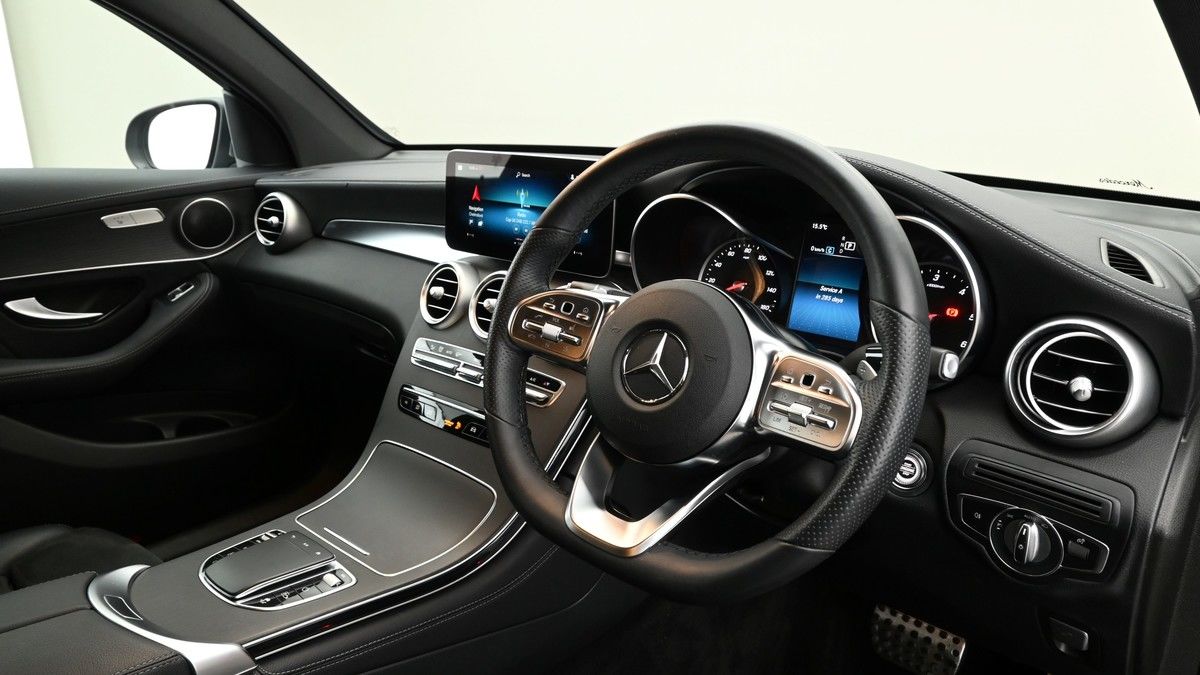 Mercedes-Benz GLC Image 3