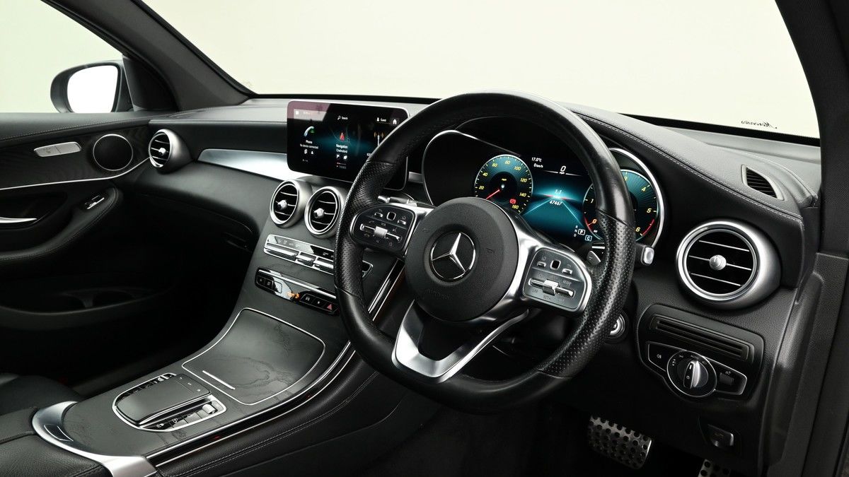 Mercedes-Benz GLC Image 3