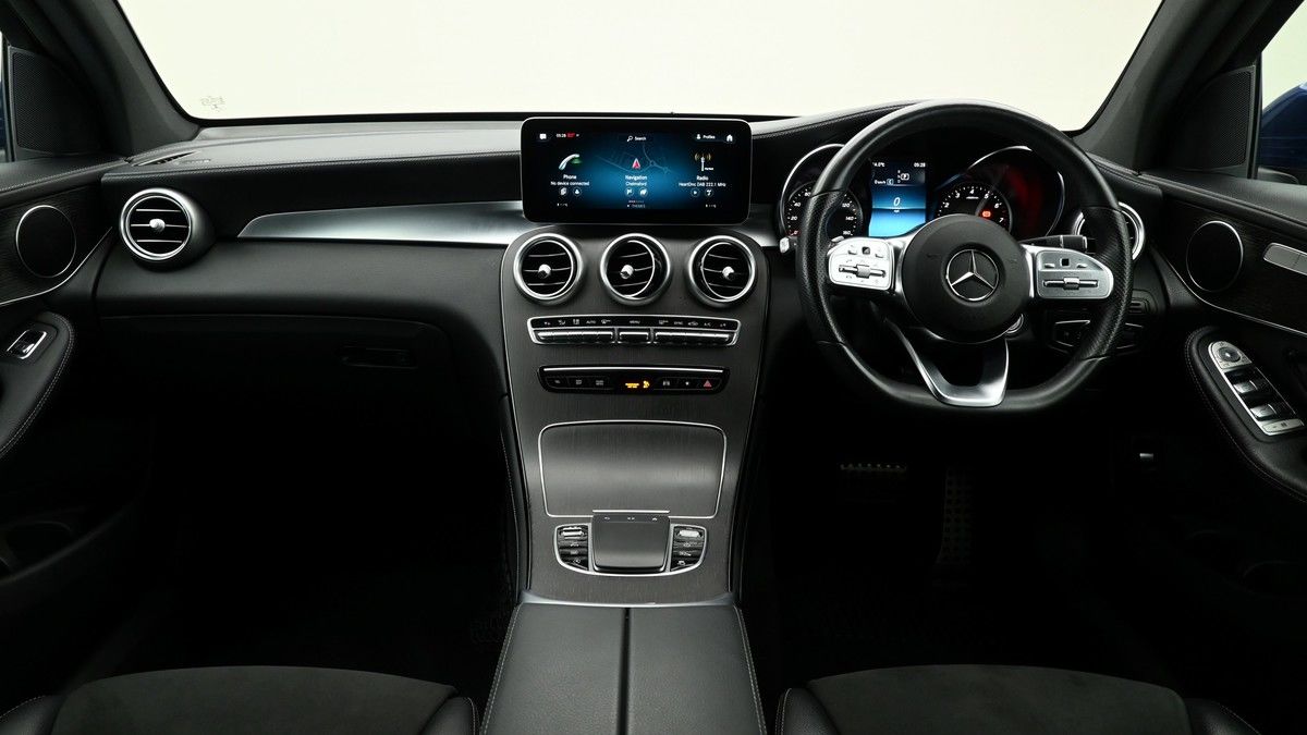 Mercedes-Benz GLC Image 14