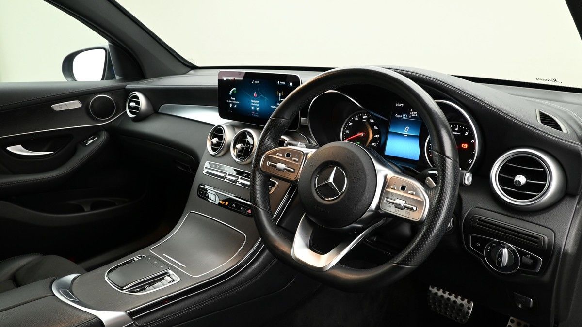 Mercedes-Benz GLC Image 3