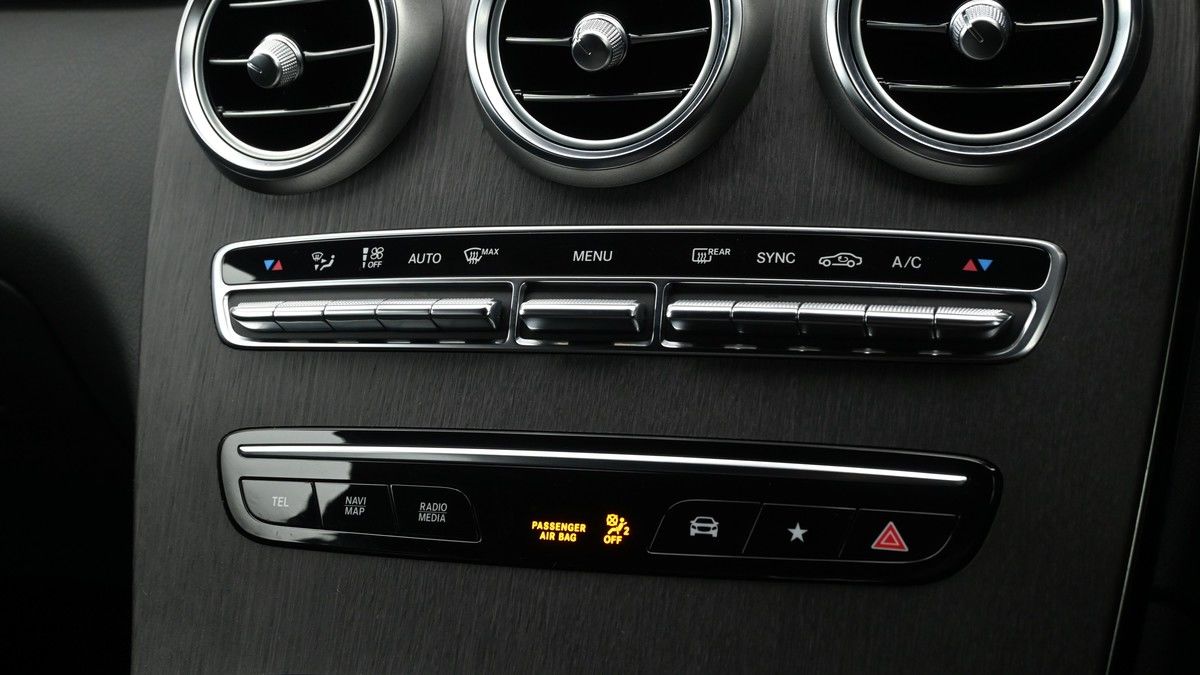 Mercedes-Benz GLC Image 12