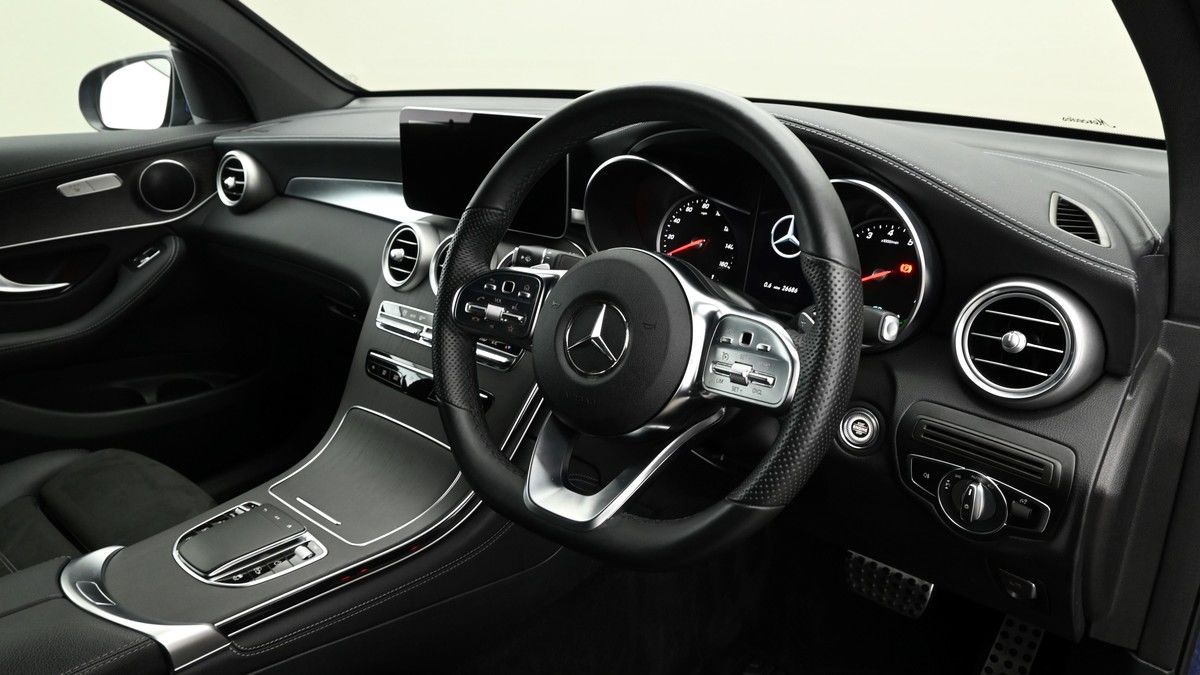 Mercedes-Benz GLC Image 3