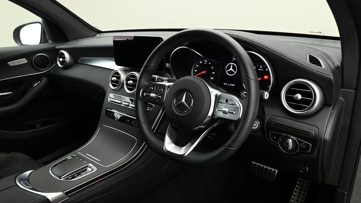 Mercedes-Benz GLC Image 3