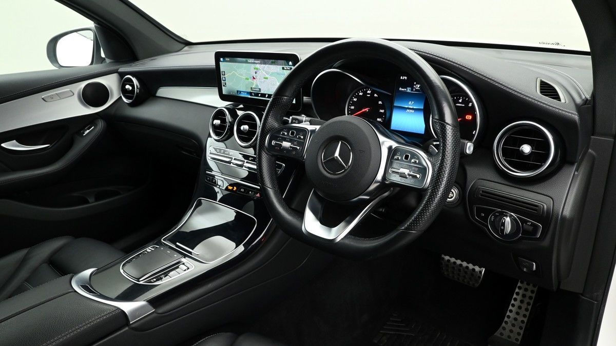 Mercedes-Benz GLC Image 3