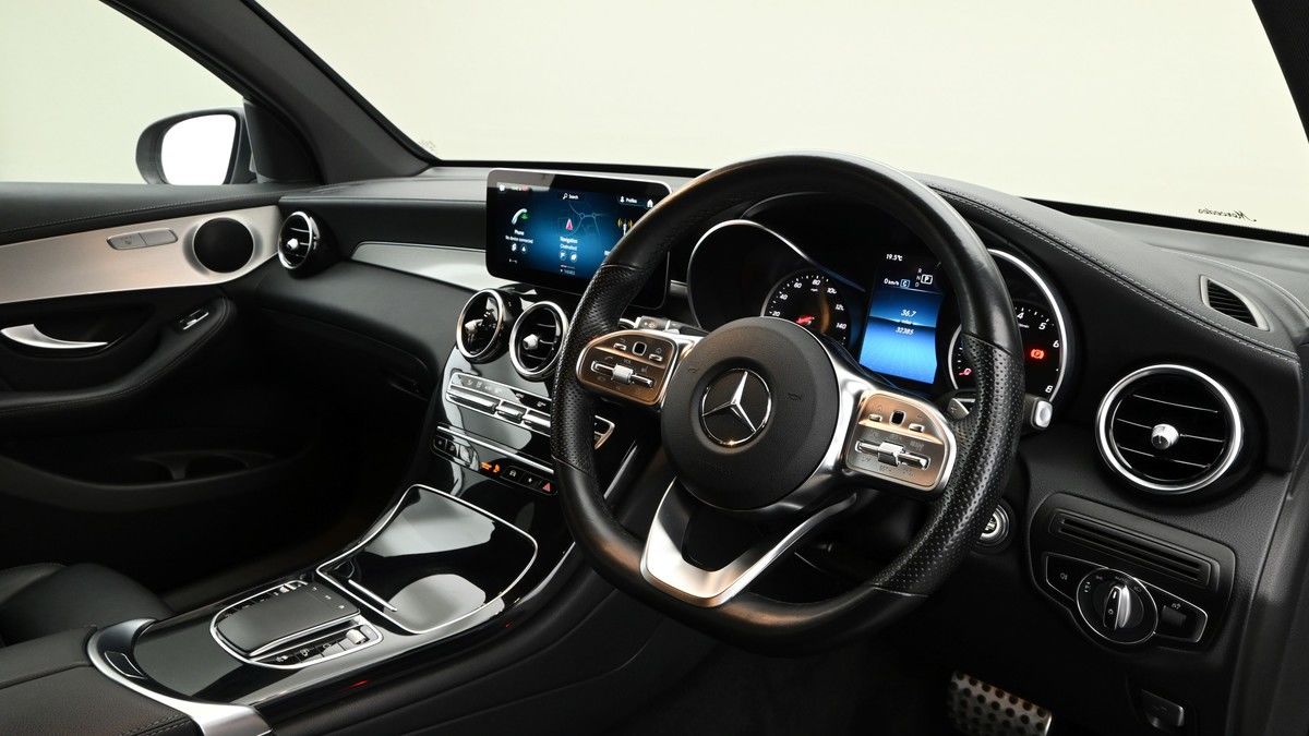 Mercedes-Benz GLC Class Image 3