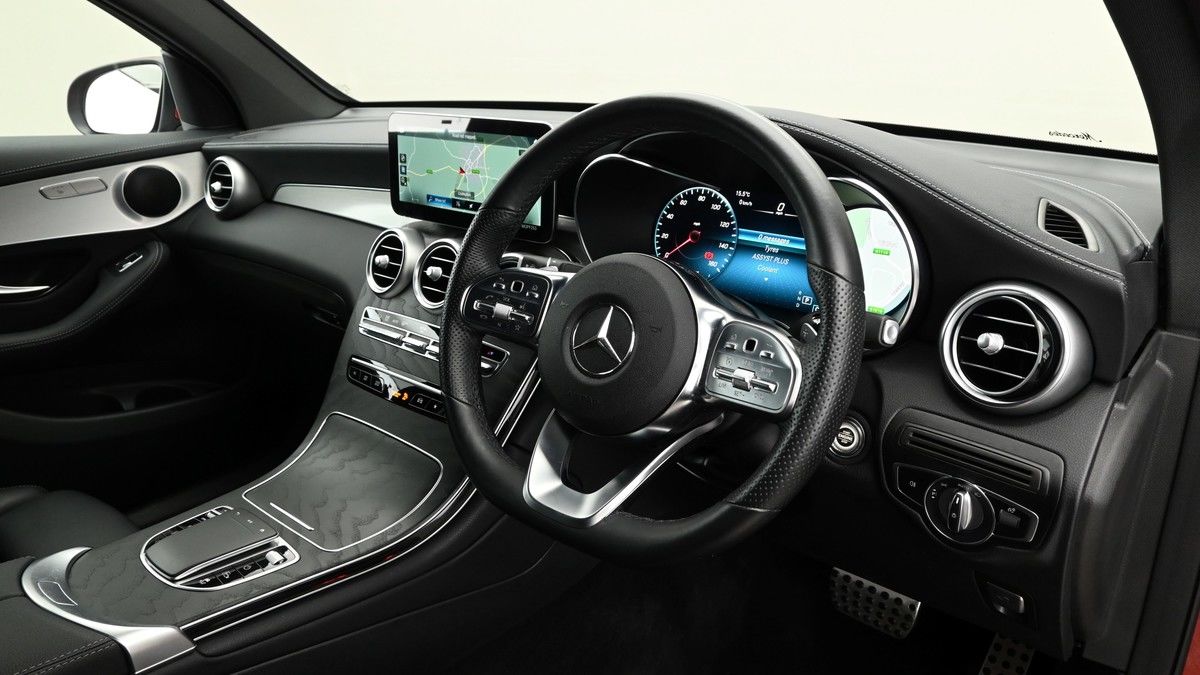 Mercedes-Benz GLC Image 3