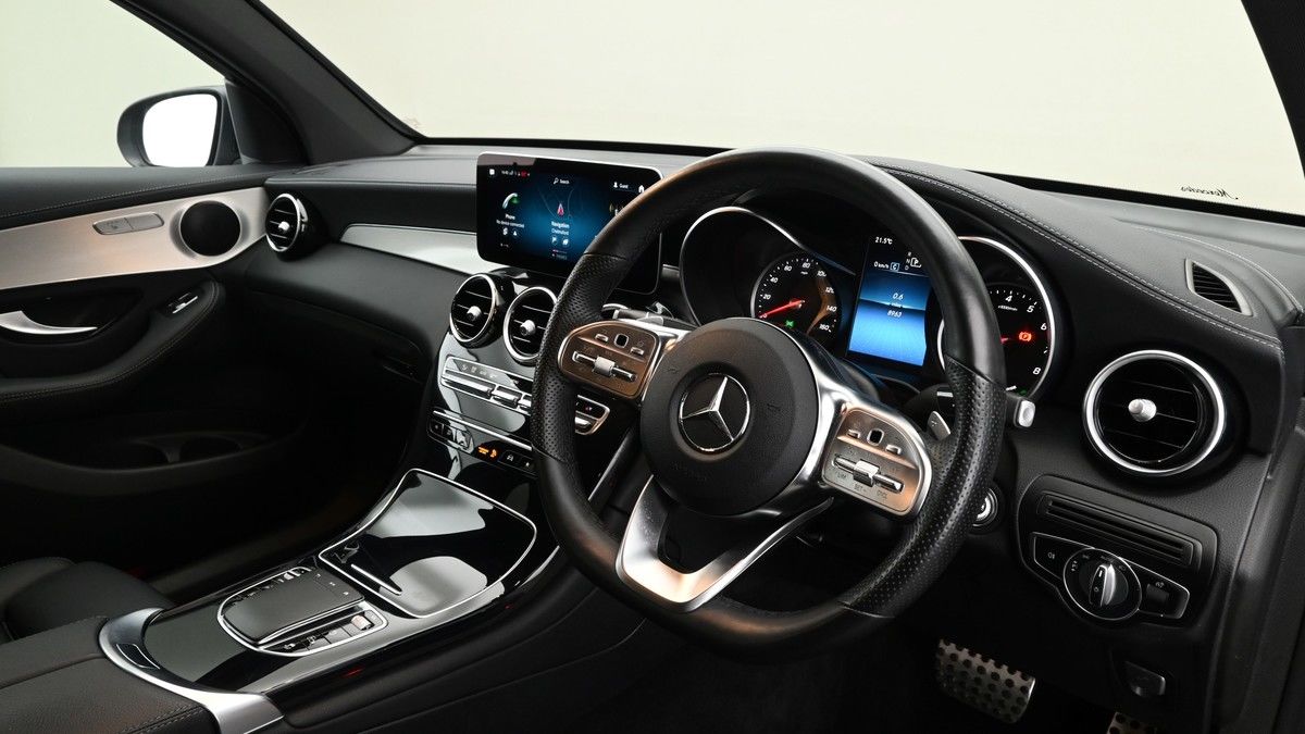 Mercedes-Benz GLC Image 3