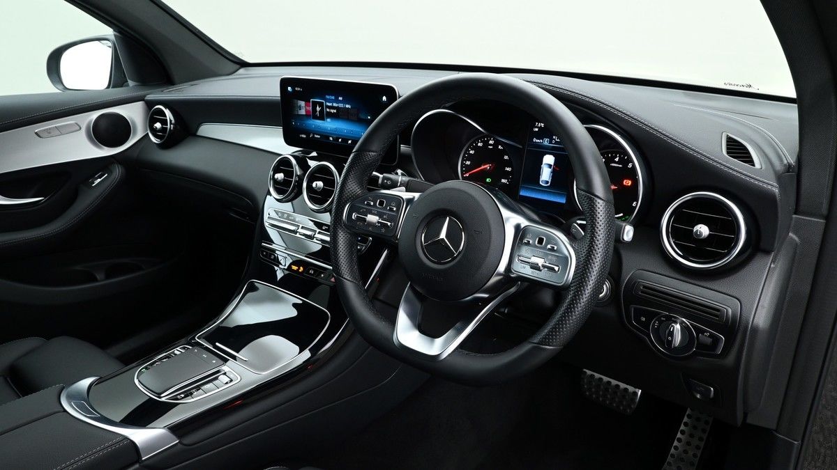 Mercedes-Benz GLC Image 3