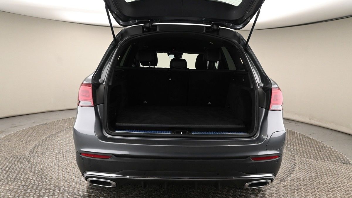 Mercedes-Benz GLC Image 10