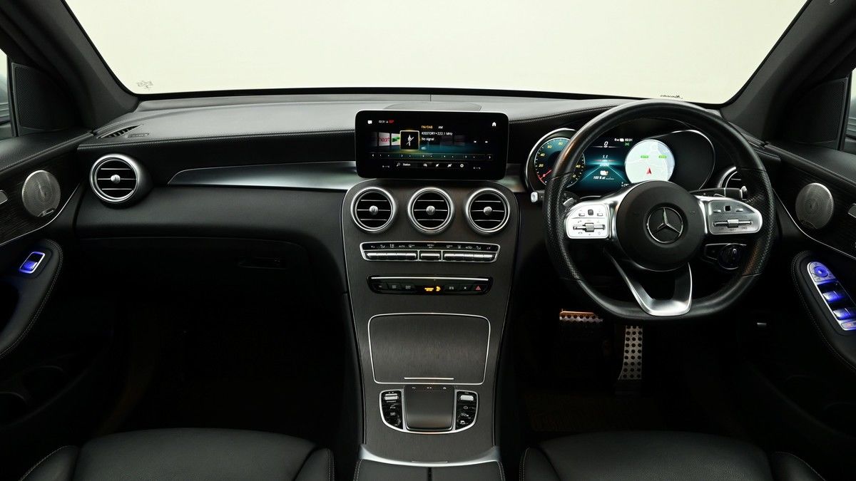 Mercedes-Benz GLC Image 14