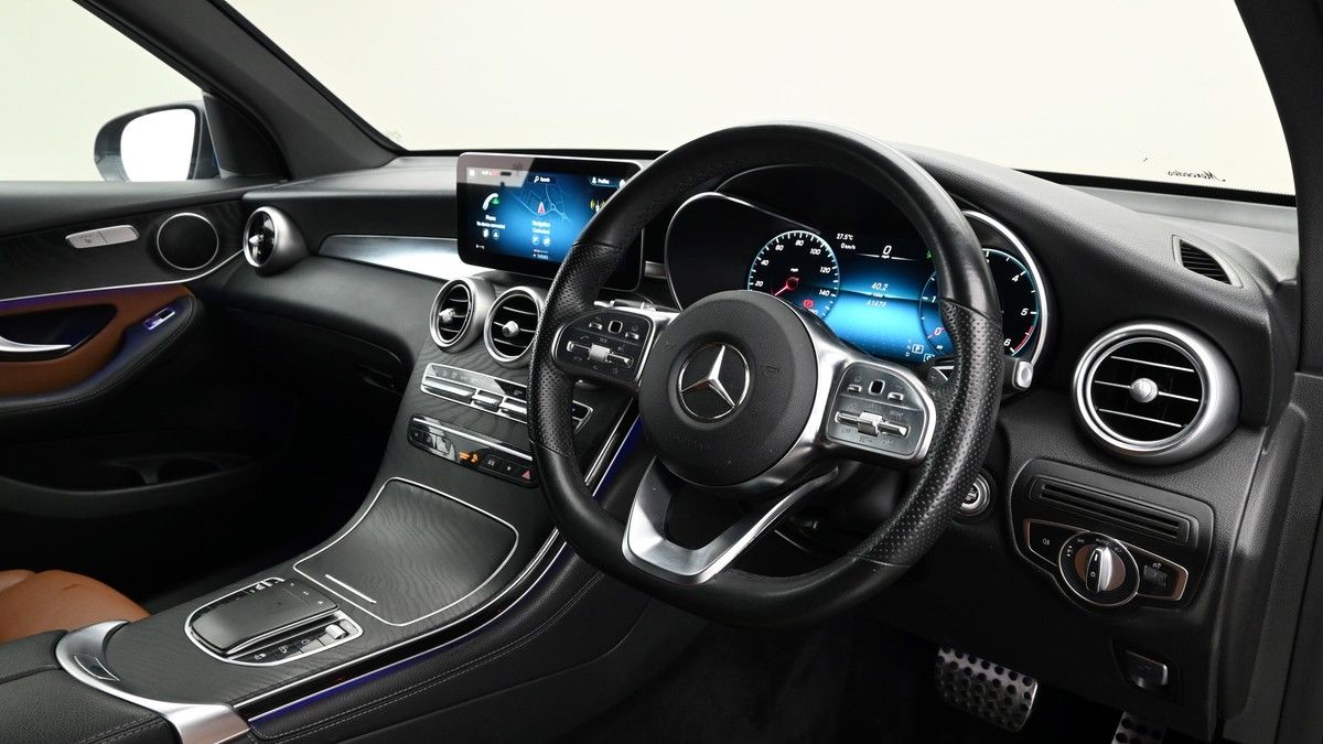 Mercedes-Benz GLC Image 3