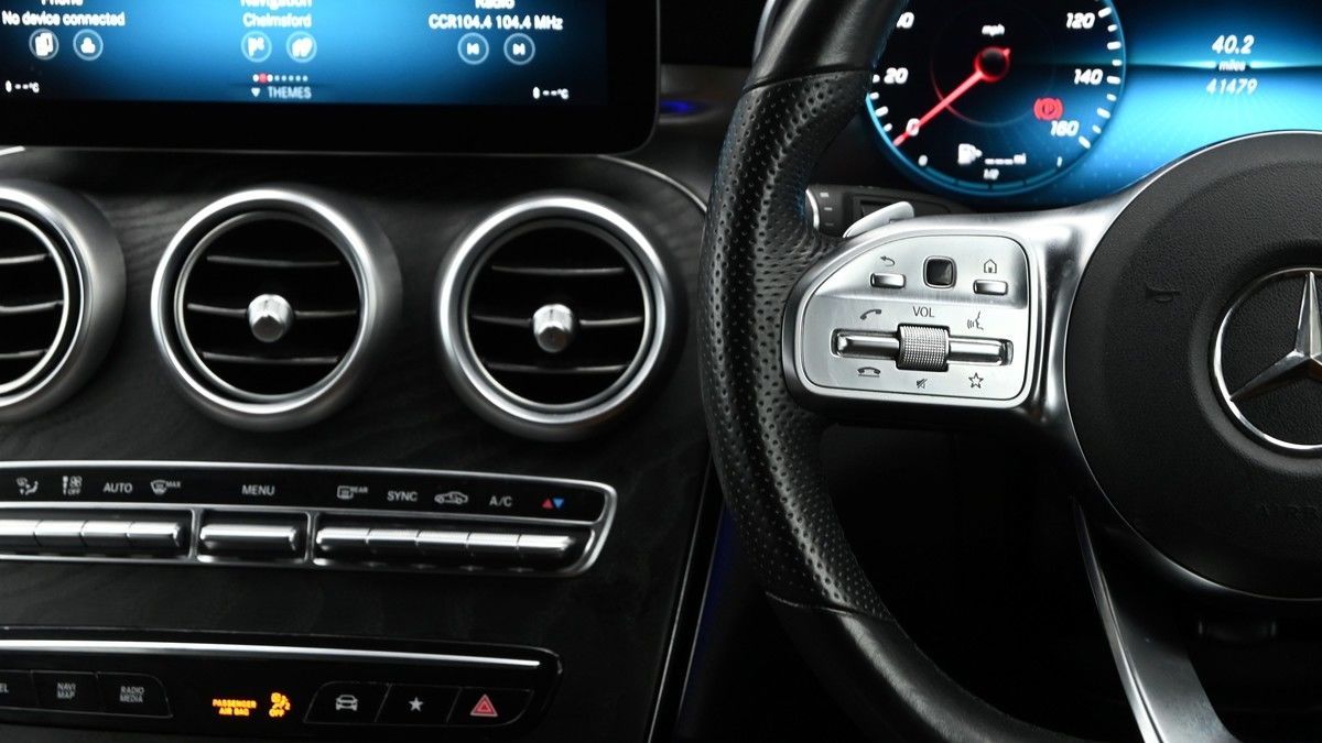 Mercedes-Benz GLC Image 15