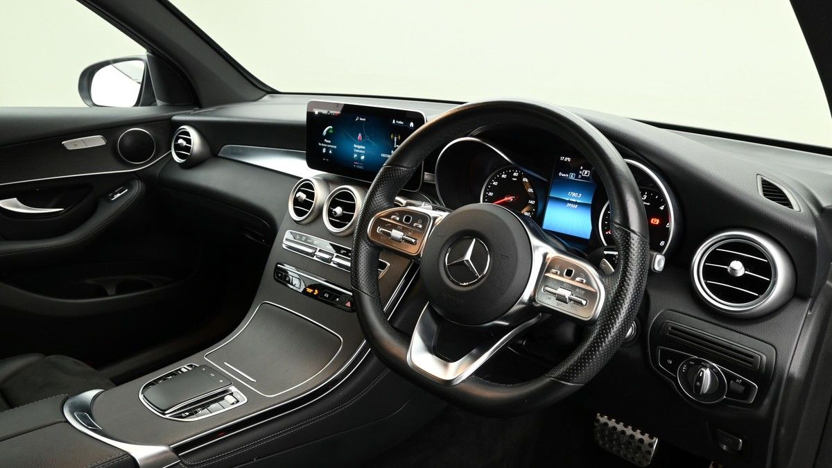 Mercedes-Benz GLC Image 3