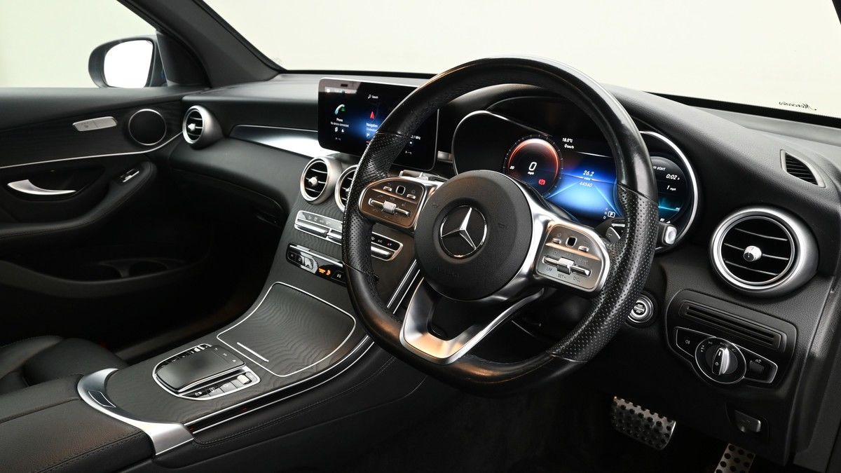 Mercedes-Benz GLC Image 3