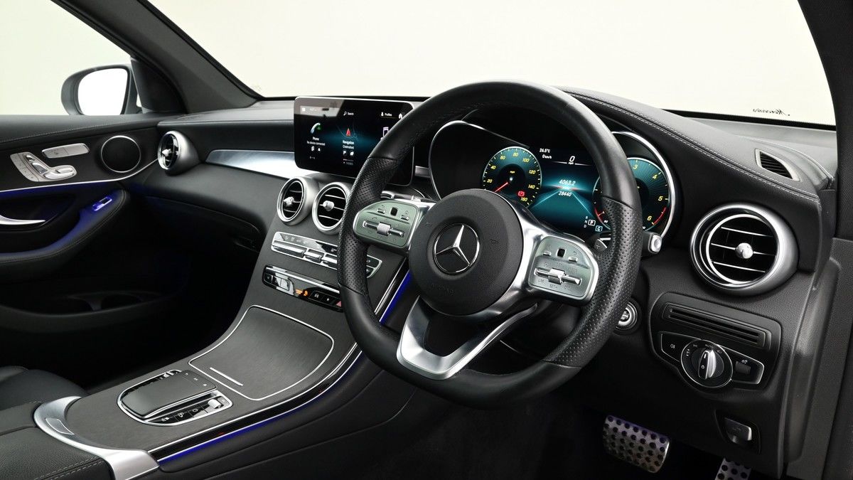 Mercedes-Benz GLC Image 3