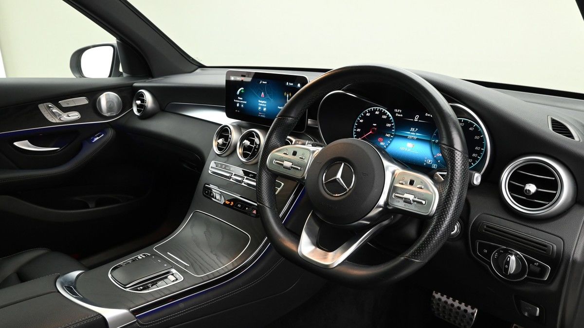 Mercedes-Benz GLC Image 3