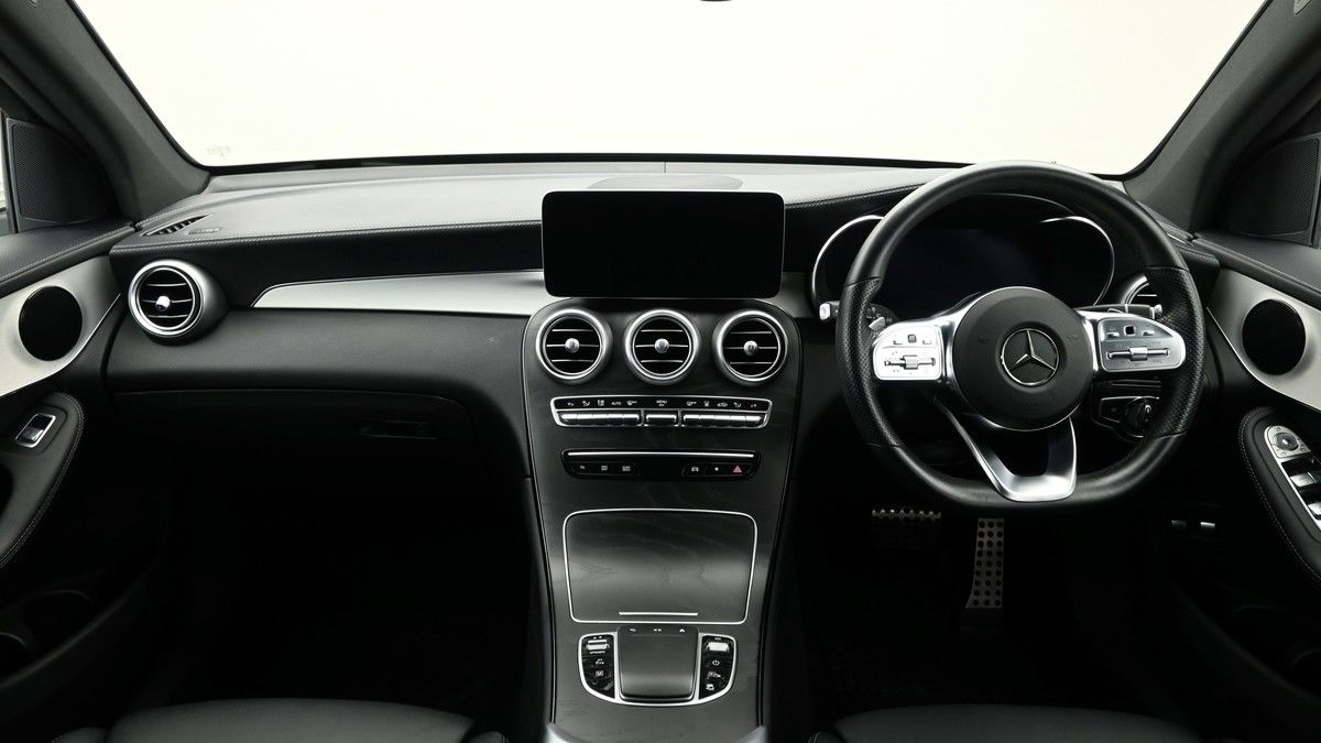 Mercedes-Benz GLC Image 14