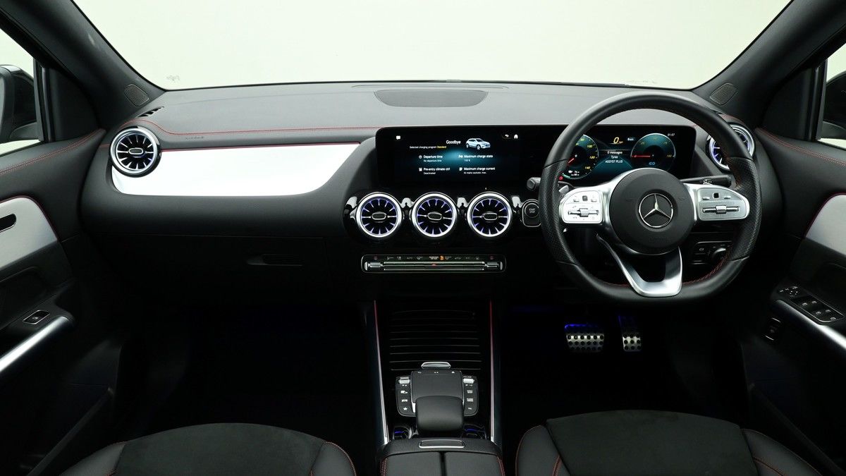 Mercedes-Benz EQA Image 14