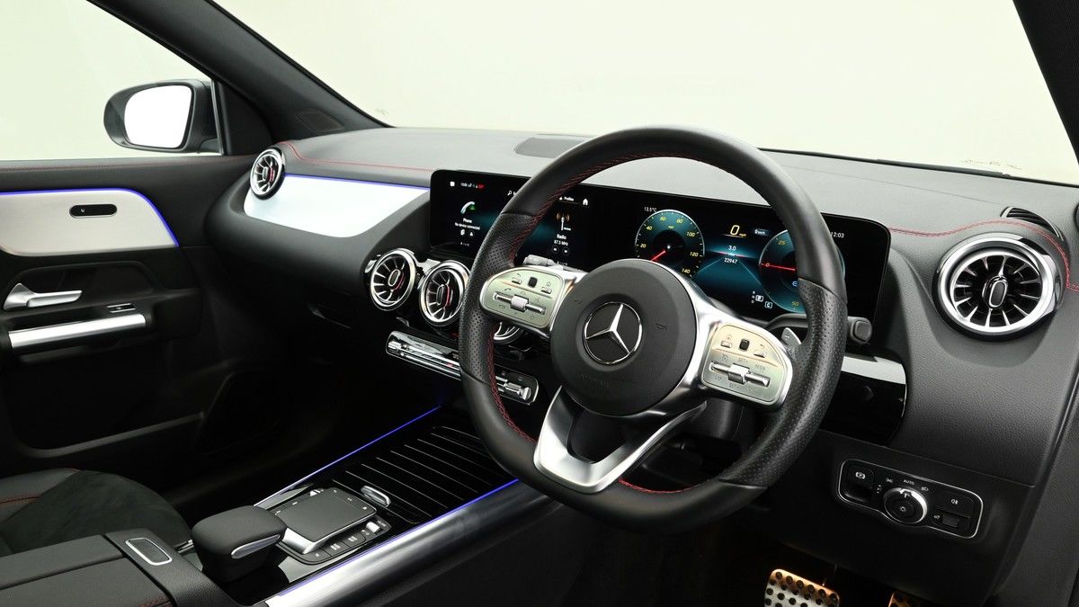 More views of Mercedes-Benz EQA