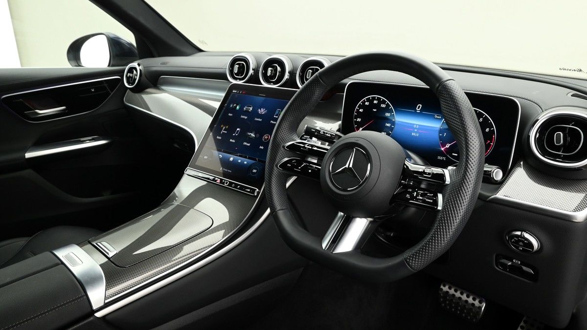 Mercedes-Benz GLC Image 3